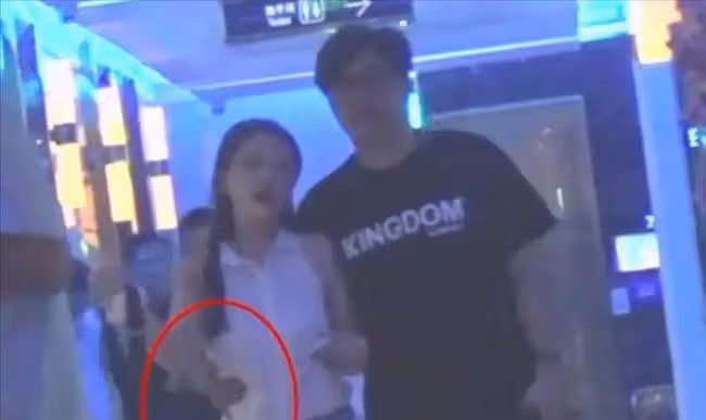 王岳倫凌晨官宣已離婚，12年婚姻結束，並祝福李湘和她的意中人