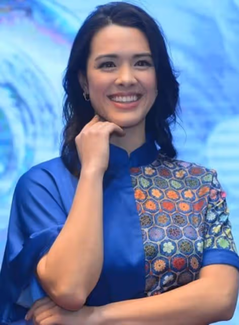 鍾麗緹發文為長女應援，23歲女兒選美決賽在即，高顏值成大熱門