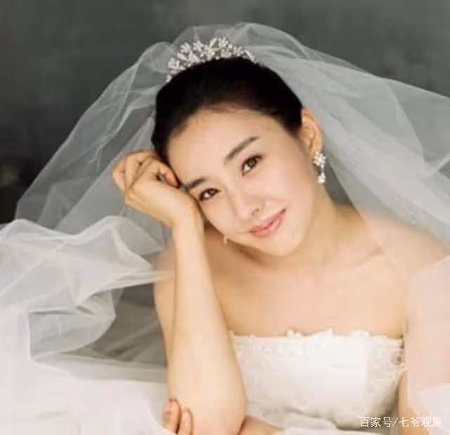 她是《大長今》的「連生」，和商人離婚，帶著雙胞胎的她還好嗎？