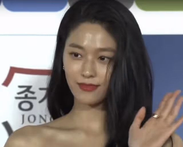 青龍獎現場韓星全場翻車！浮腫油膩太幻滅，脫離濾鏡如路人