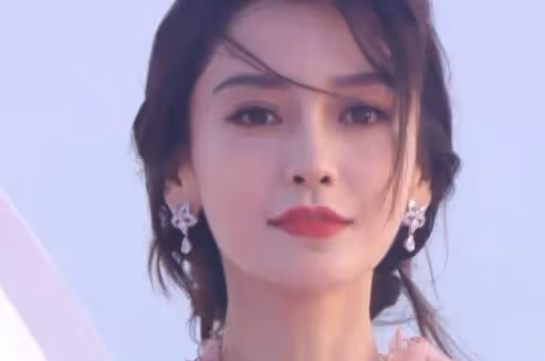 青龍獎現場韓星全場翻車！浮腫油膩太幻滅，脫離濾鏡如路人