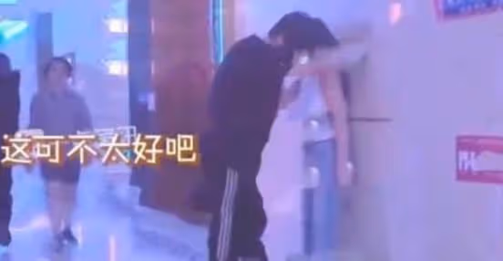 王岳倫被曝三天會兩女,脾氣不大,口味不小,還嘲諷李湘有老相好?