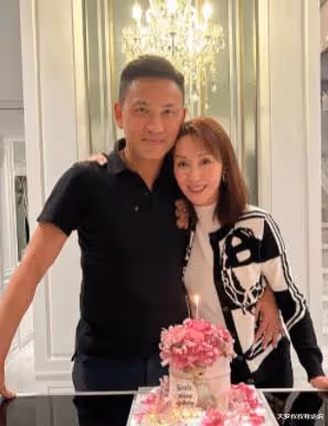 女星退出演藝圈12年「接手破億家產」,52歲生日趴奢華近況曝光!