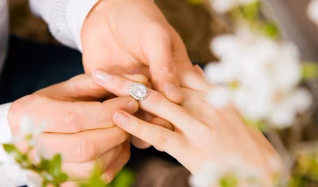 結婚9年，我付款買了一套房子，丈夫得知後執意要退訂