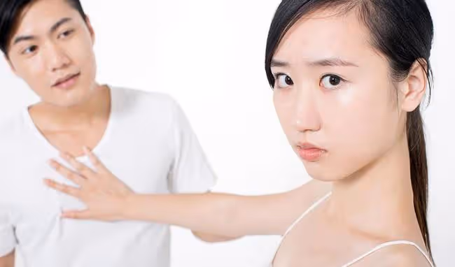 妻子：我只是在娘家待幾天，這就要離婚？我：你在男閨蜜家，離婚