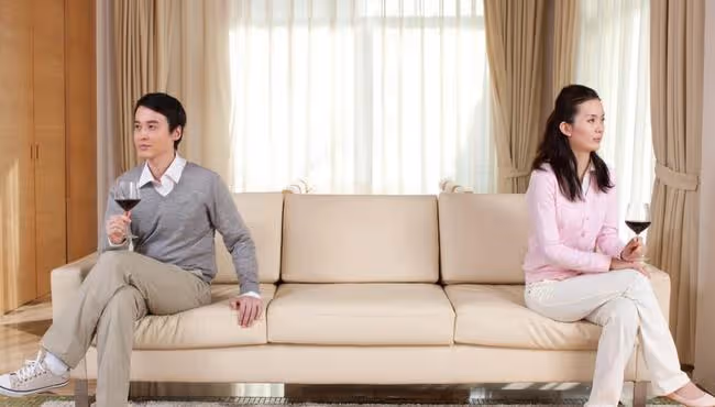 妻子：我只是在娘家待幾天，這就要離婚？我：你在男閨蜜家，離婚