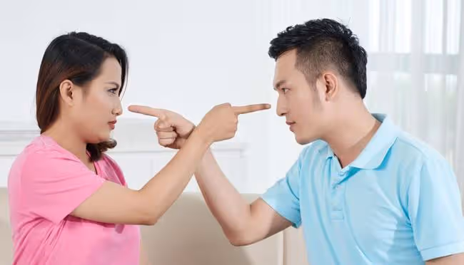 妻子：我只是在娘家待幾天，這就要離婚？我：你在男閨蜜家，離婚