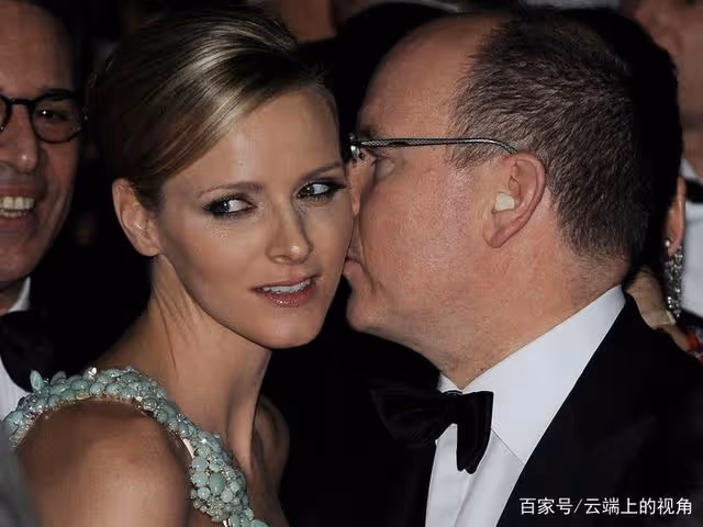 夏琳王妃用盡全身力氣反抗親王的不忠,結果卻換來渾身的遍體鱗傷