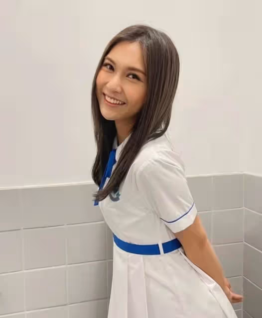 借裙疑損壞還不賠錢，前港姐麥詩晴不願承認，反指婚紗店冤枉自己