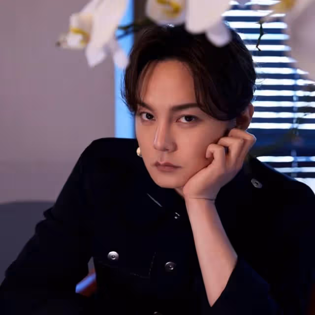 官宣離婚的軟飯導演,劉亦菲,陳飛宇,戲精導演,楊洋王一博| 最新八卦匯總