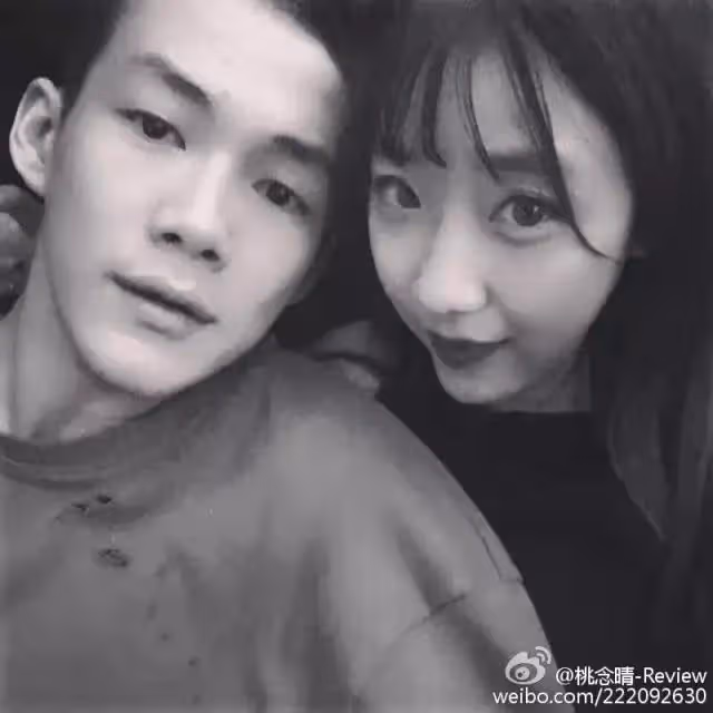 在UFO的見證下，貝貝官宣了戀情？