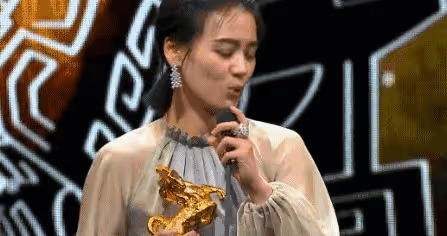 爺青結！朴信惠宣布結婚，卻被嘲是「韓國版馬思純」