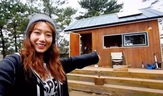 朴信惠與世隔絕？居住環境無供電供暖設施，冰盒代替冰箱？