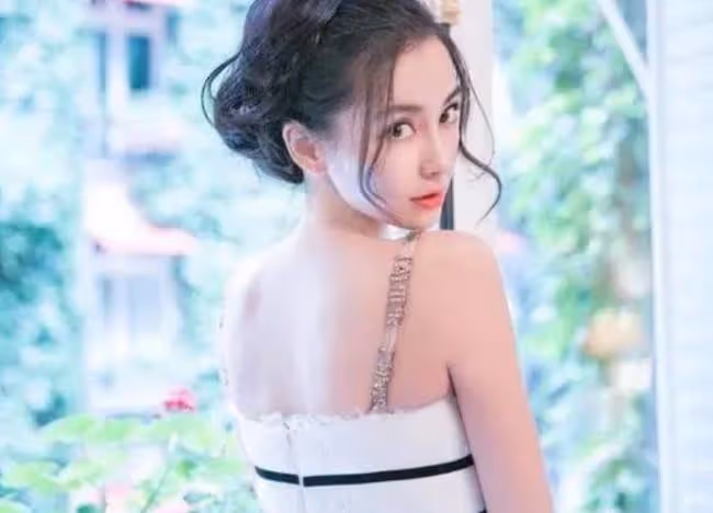 從唯唯諾諾到高攀不起,楊穎逆天改命,「上位史」更是精彩絕倫