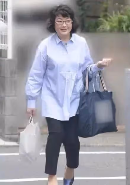 李湘離婚 與山口百惠的愛情故事