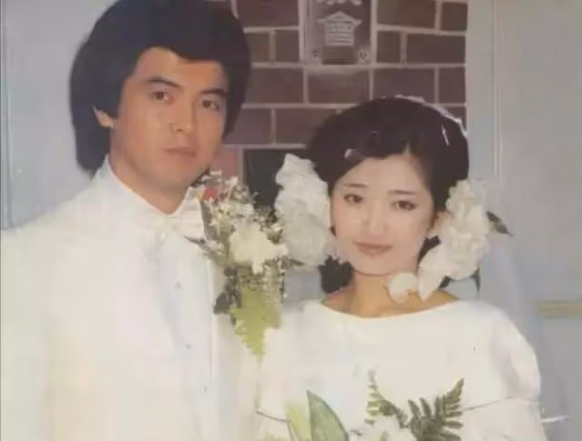 李湘離婚 與山口百惠的愛情故事