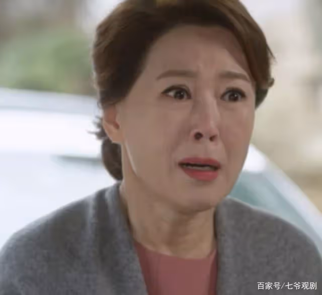 結婚20年，商人丈夫不讓出來演戲，這位媽媽演員用離婚告別往日