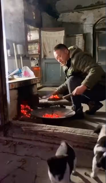 逝去的童年好像回來了，他的視頻吸粉千萬，太有煙火氣人情味了！