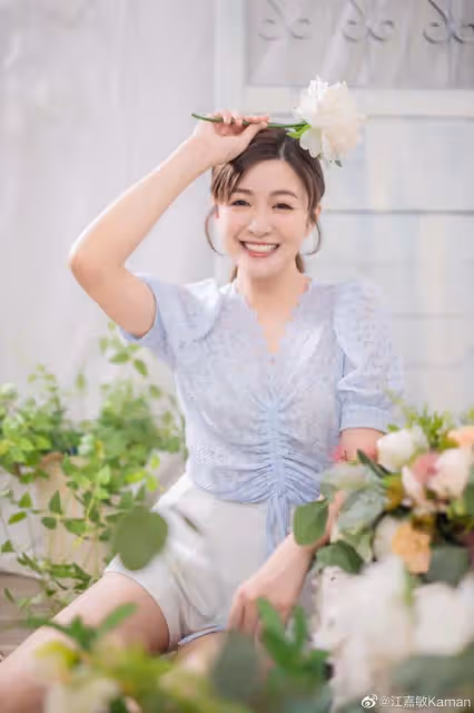 TVB力捧小花江嘉敏連續多日開工21小時，體力不支累倒需戴氧氣罩
