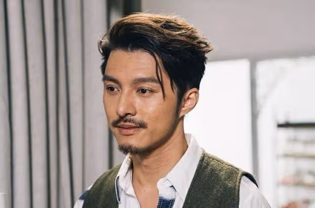 TVB小生新劇演高富帥律師，造型酷似韓國男星，入行20年終於上位