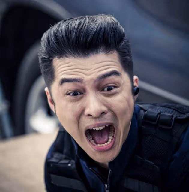 TVB小生新劇演高富帥律師，造型酷似韓國男星，入行20年終於上位