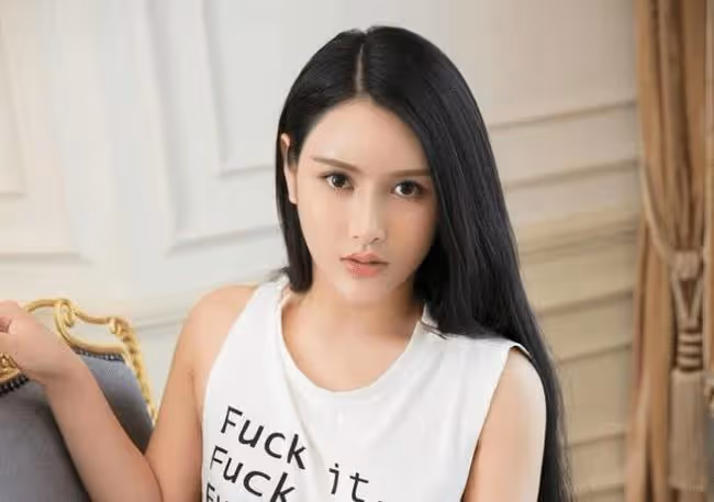 「他怕我冷才抱我的」23歲嬌妻出軌閨蜜老公，丈夫：別碰我，離婚