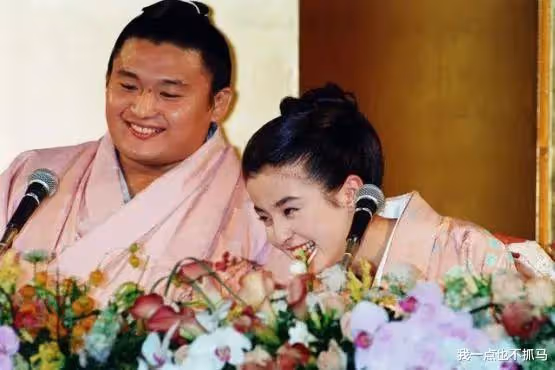 「最慘」女明星：被賣、拍裸照、當小三，全是被親媽逼的？