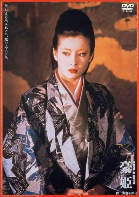「最慘」女明星：被賣、拍裸照、當小三，全是被親媽逼的？