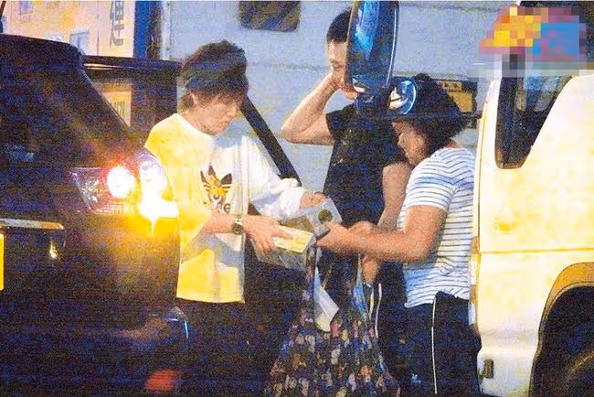 58歲TVB男星被曝與女高管相戀10年,卻不願再婚,曾因醜聞遭雪藏