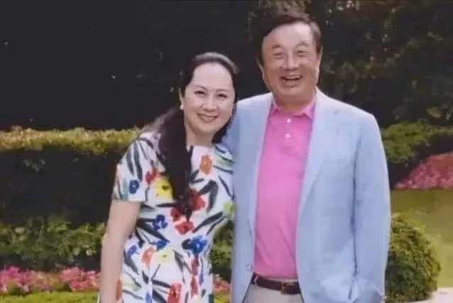 14年後再看孟晚舟才明白:嫁小三歲丈夫劉曉棕的她,到底有多幸福