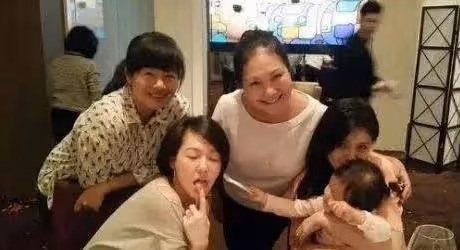 從打工妹到富太,幫丈夫還債,生出兩個明星女兒,大S媽媽有多狠
