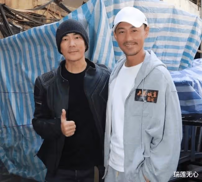 林峰到底怎麼了？跟任賢齊合影曝光，整個人又瘦又滄桑