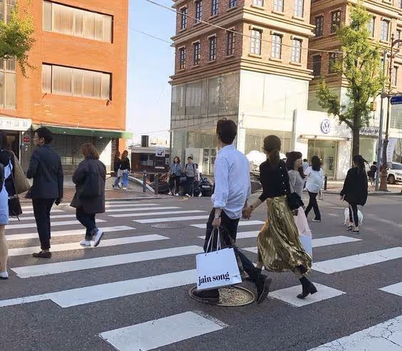 5對韓國藝人愛情長跑CP！最後一對戀愛9年依舊甜蜜，又相信愛情了