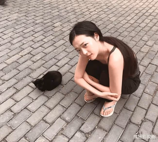 韓國女團的暗黑史：是什麼讓25歲「財閥公主」崔雪莉走上絕路？