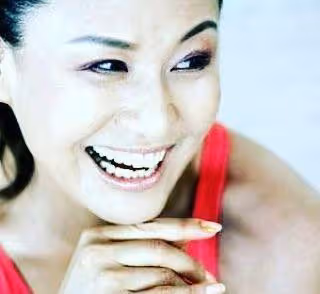 《看了又看》的松子阿姨，朋友滿天下，兒子不幸早逝她用工作治癒