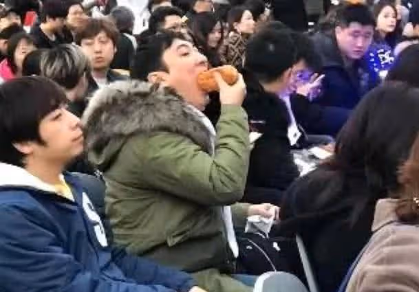 從「好男人」到千夫所指,靠副業資產破千億,陳赫是如何成功的?