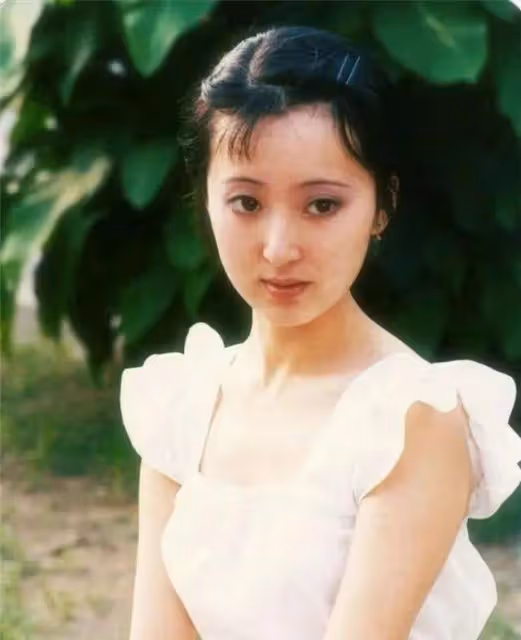 陳曉旭：演了3年林黛玉，去世後，胡澤紅說：「她是裝出來的」
