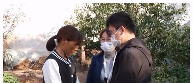 公婆不幫忙還房貸，兒子兒媳賣婚房鬧分家，兒媳：我都被人看扁了