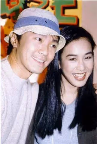 母女都是華裔小姐選美前三強，鍾麗緹的美貌基因太強大了