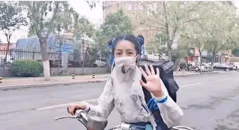 網紅麥小登—自媒體新一代流量掌門人…