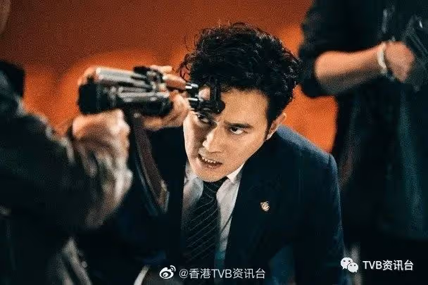 太空館爆槍戰！張智霖帶隊保護宣萱