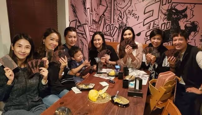 黃紀瑩被曝與古天樂隱婚生娃，閨蜜代為澄清：那個小孩是我兒子