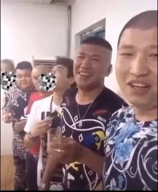 從村裡走出來的頂流網紅,坐擁4000w粉絲,快手二驢的雙面人生
