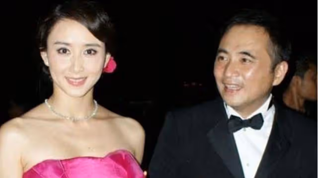「人生贏家」胡靜：家裡百萬豪車相連成隊，年僅30身價竟超億萬！
