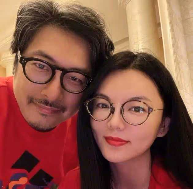 王岳倫李湘離婚,沙溢卻被傳出軌,胡可曬照回應情商高