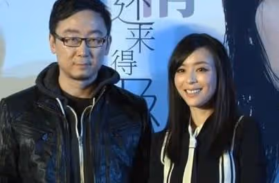 張靜初:染指顧長衛,與馮小剛關係匪淺,最終被導演太太集體封殺