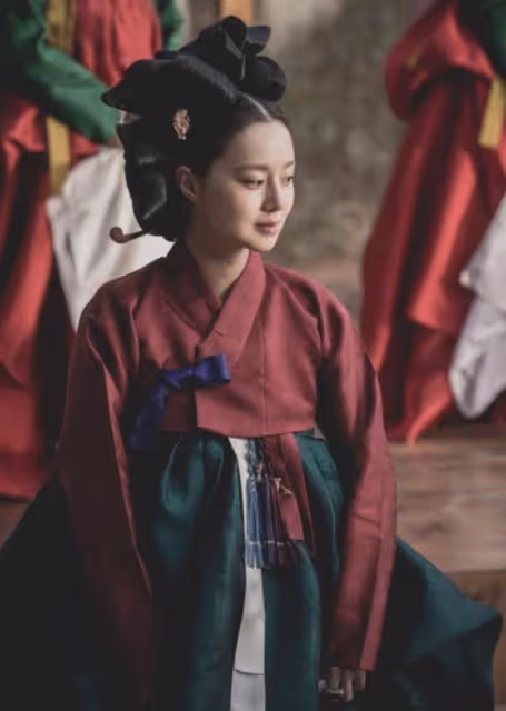 女明星中飯量天花板，和國民妹妹拿情侶獎，文彩元的演員路很自然