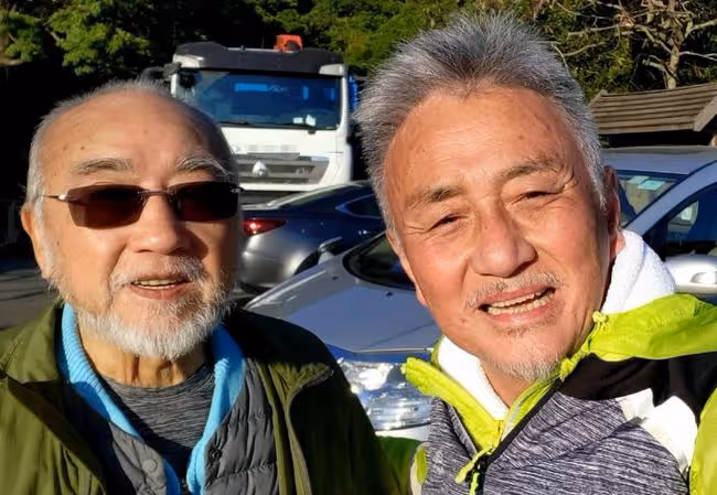 周潤發跑步隊陣容曝光，邵美琪等大咖雲集，發哥幫隊員按摩沒架子
