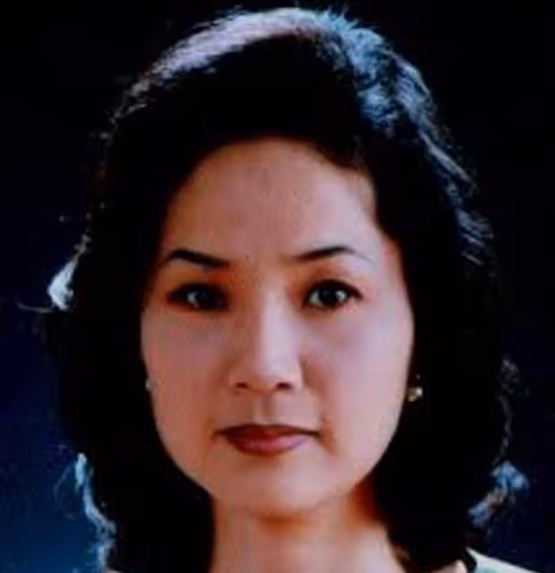 她是《大長今》里善良的韓尚宮，梁美京的姻緣也傳奇