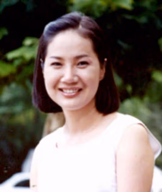 她是《大長今》里善良的韓尚宮，梁美京的姻緣也傳奇